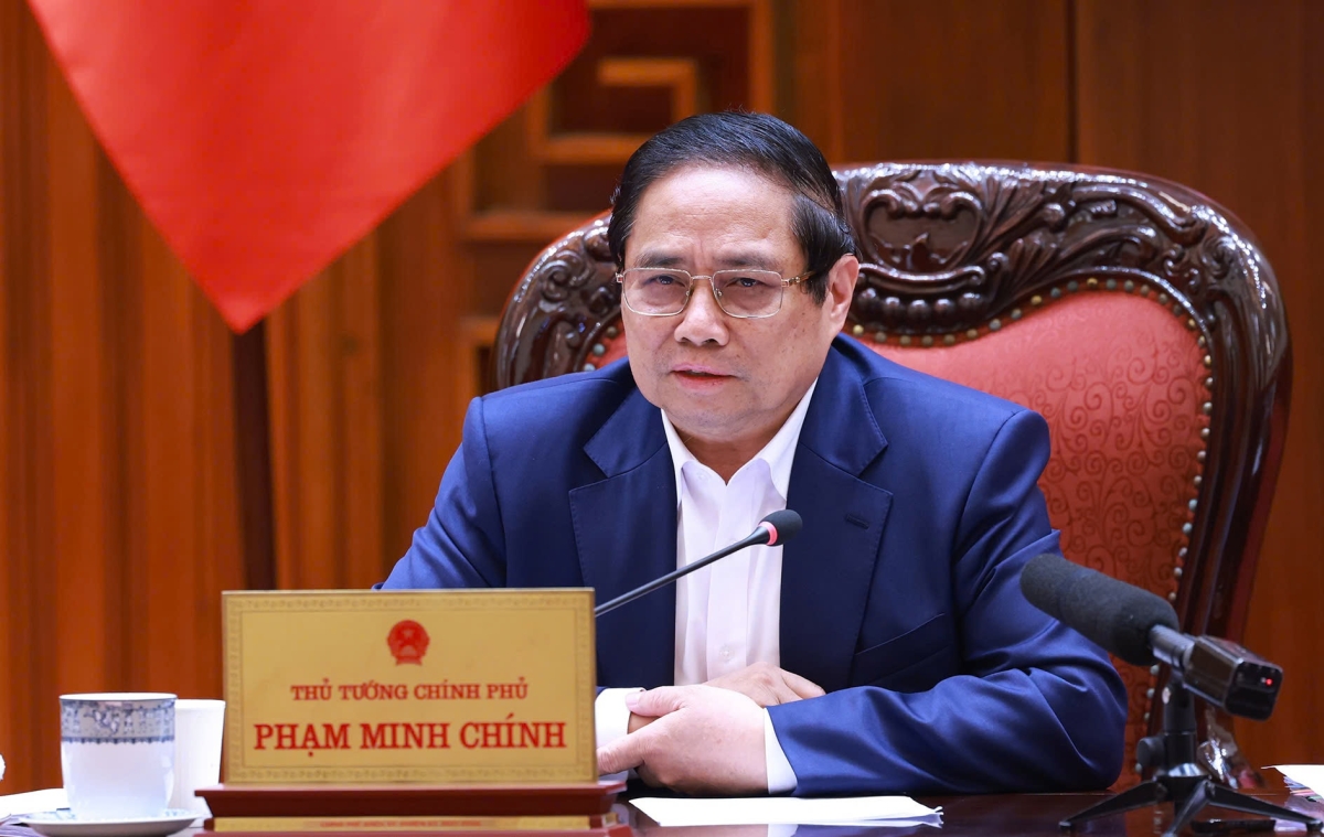 Đột phá để xây dựng 2 nghị quyết của Bộ Chính trị về giáo dục – đào tạo và chăm sóc sức khỏe nhân dân
